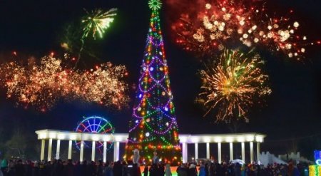 В СКО отказались от трат на новогоднее оформление: Петропавловск украсят своими руками