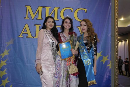 Динара Сарыева завоевала титул самой красивой девушки Актау-2018