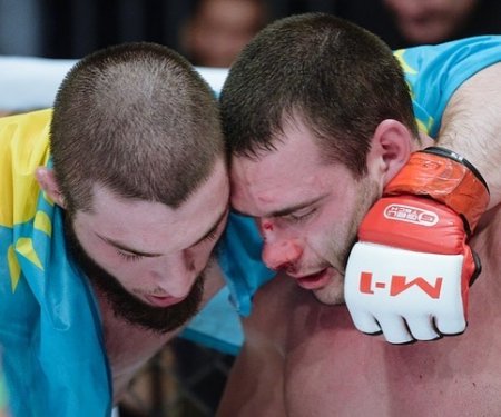 Мурад Абдурахманов из Актау победил американского бойца на М-1 Challenge