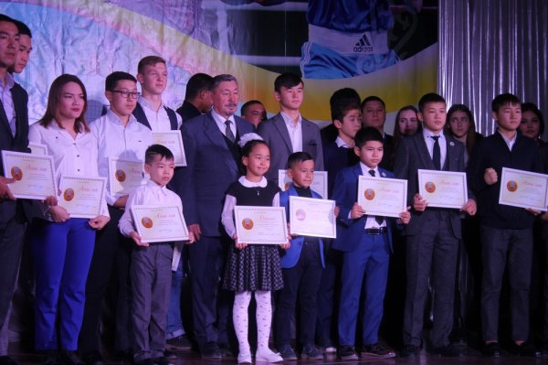 Самой младшей и лучшей спортсменкой 2018 года из Актау стала Альмира Аташова