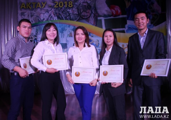 Самой младшей и лучшей спортсменкой 2018 года из Актау стала Альмира Аташова Самой младшей и лучшей спортсменкой 2018 года из Актау стала Альмира Аташова