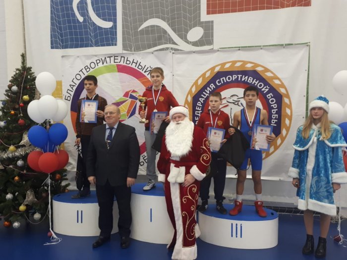 Борцы из Актау завоевали пять медалей на турнире в Санкт-Петербурге