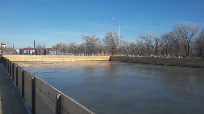 В Бейнеу откроют ледовый каток под открытым небом