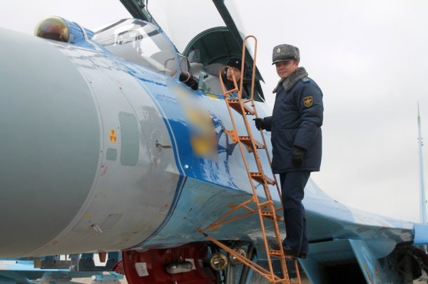 Нашего полку прибыло: Авиационную базу Актау пополнили боевые воздушные корабли