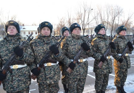 В Актау присягу приняли 200 новобранцев