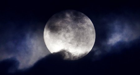 Кровавая суперлуна: во сколько смотреть лунное затмение