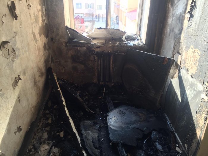 В Актау 40 человек эвакуировали из-за возгорания мусора