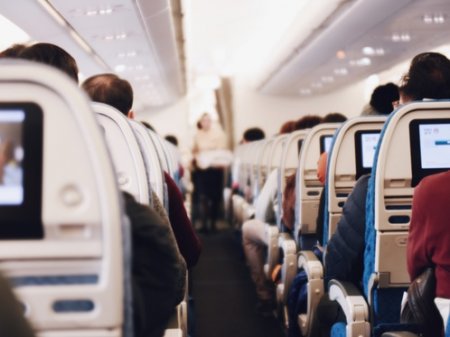 Пассажирка скончалась на борту самолета Air Astana