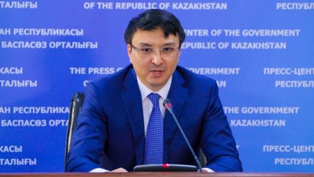 Депутат Альтаев: Ребенка в Казахстане можно содержать на 20 тысяч тенге