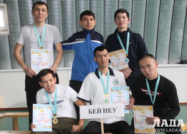 Три мангистауских спортсмена представят регион на чемпионате страны по пара-армрестлингу