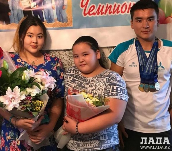 Школьник из Актау взял «серебро» на турнире по пожарно-спасательному спорту в Астане