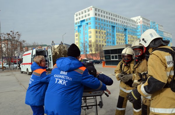 Пожар «тушили» в гостинице «Нур-Плаза» в Актау
