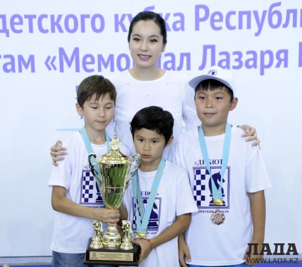 8-летний гроссмейстер из Актау завоевал «Кубок Победы» в России