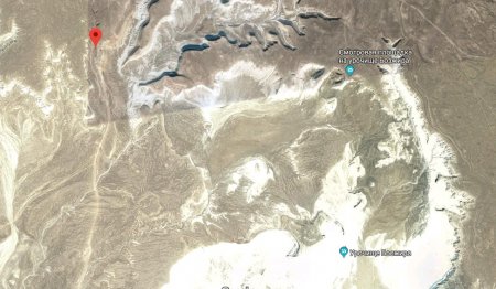 Требуется помощь: Автомобиль российских путешественников застрял в степях Мангистау