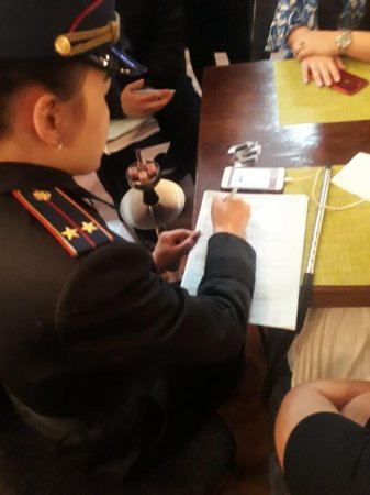 В Актау за употребление кальяна наказали посетителей и руководителей увеселительных заведений