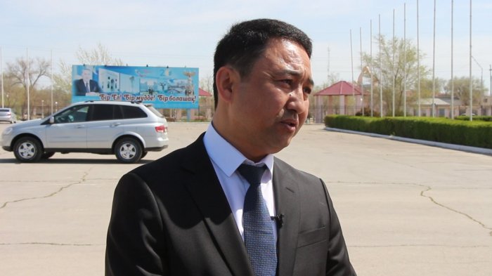 Бетонная лестница обвалилась вместе с беременной женщиной и ребенком в Мангистау