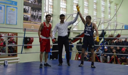 Любительский турнир по боксу стартовал в Актау