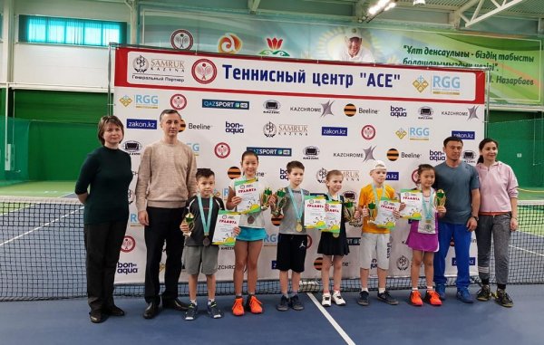Актауские теннисистки стали призерами республиканского турнира
