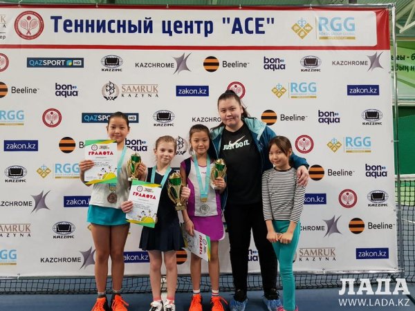Актауские теннисистки стали призерами республиканского турнира