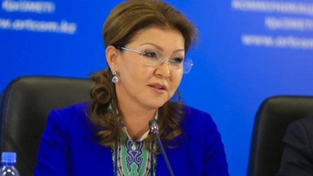 Дарига Назарбаева озаботилась квартирным вопросом учителей и медиков