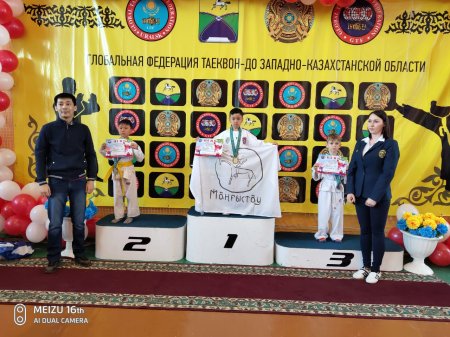 Тхэквондисты из Мангистау завоевали 32 медали на турнире «Кубок Запада»