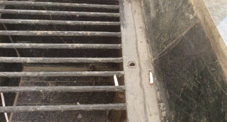 Вандалы пытались разгромить звуковые колонки на мемориале «Вечный огонь» в Актау