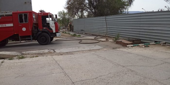 В 3Б микрорайоне Актау горела теплотрасса