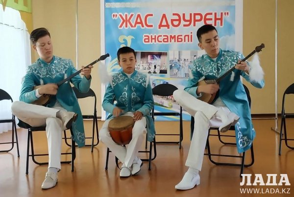 Домбристы из Актау покорили Ташкент