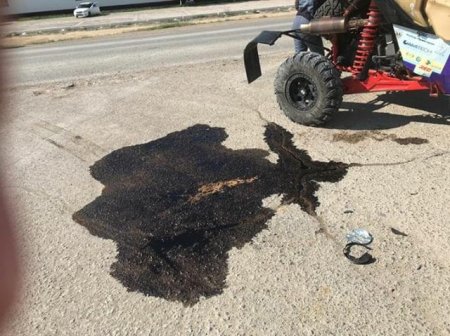 Житель Жанаозена врезался в автомобиль участников «Ралли Казахстан»