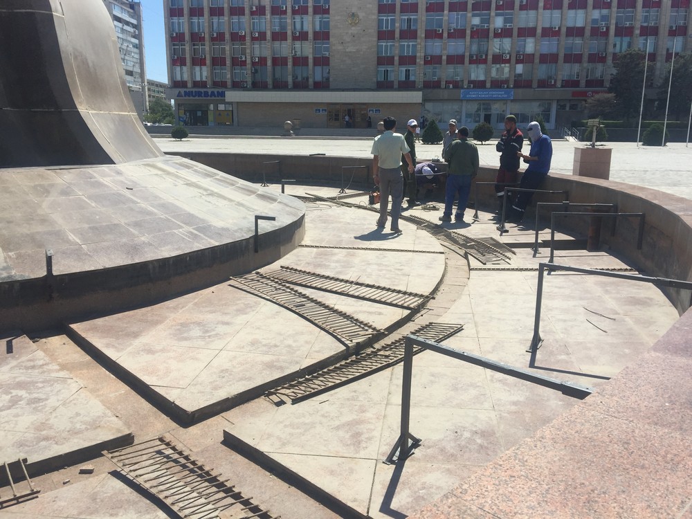 Все таки фонтану быть