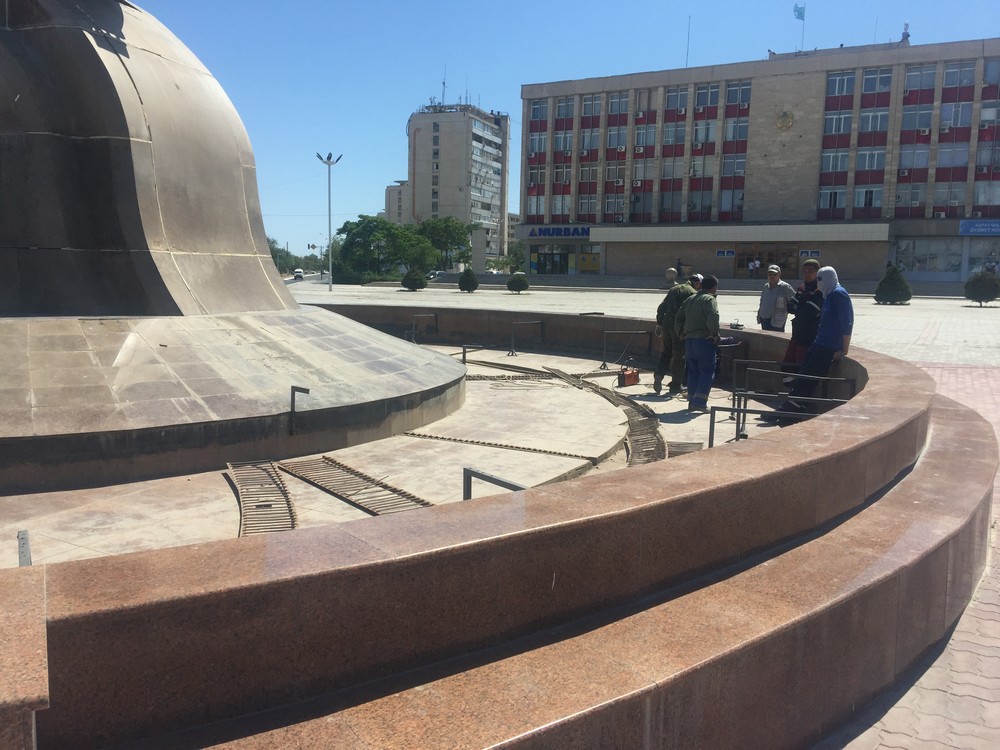 Все таки фонтану быть