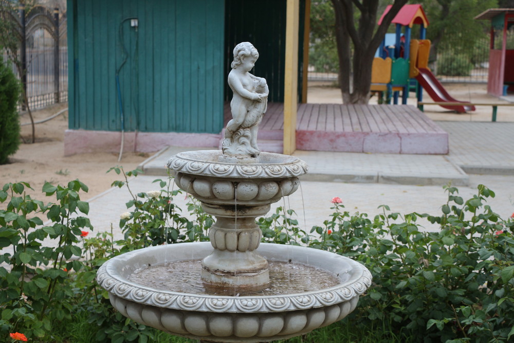 Вот такой фонтан в детском саду 6 микрорайона