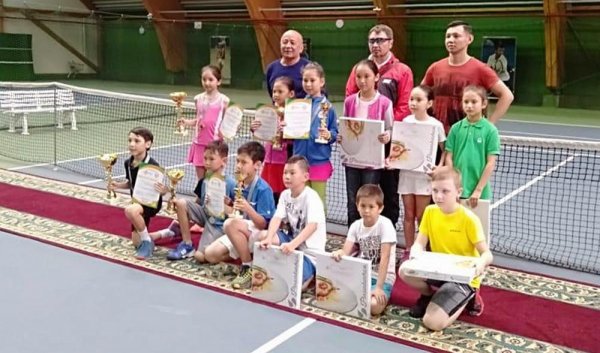 Юный теннисист из Актау удостоился «серебра» на турнире в Нур-Султане