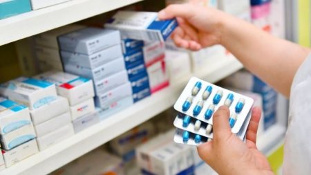 В июле установят предельные цены на лекарства в Казахстане
