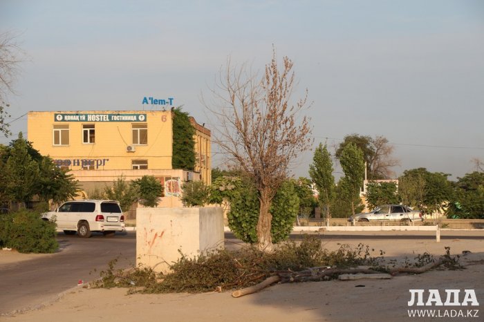 Полив по факту: Исполнение графика в Актау 17 июня