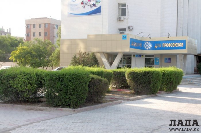 Полив по факту: Исполнение графика в Актау 20 июня