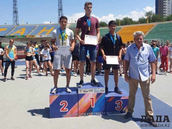 Актауские легкоатлеты стали призерами двух чемпионатов страны