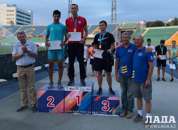 Актауские легкоатлеты стали призерами двух чемпионатов страны
