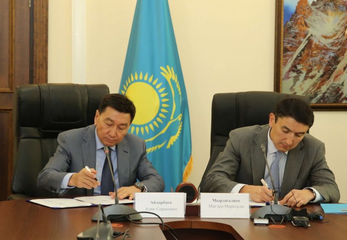 В Мангистау займутся очисткой загрязнённых нефтью земель