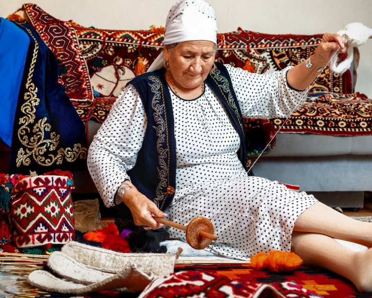 Маңғыстаулық қолөнершілер шығармашылық пен жұмысқа арналған орынға мұқтаж