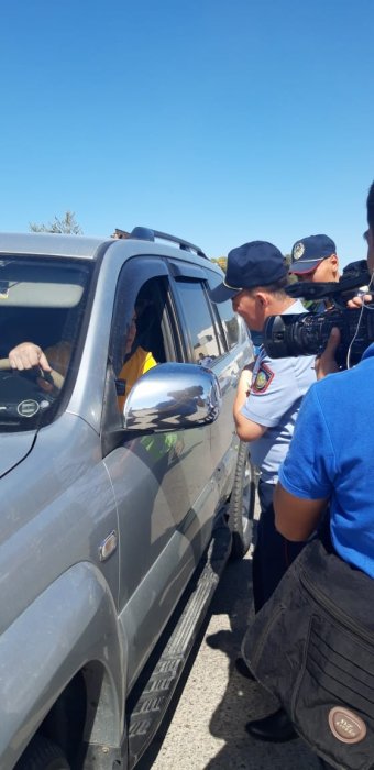 Департамент полиции: Водители Актау стали уступать дорогу спецтранспорту