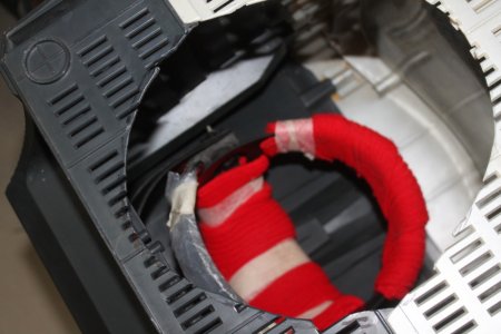 Улыбайтесь, друзья: Человек-телевизор из Актау пришёл в редакцию Lada.kz