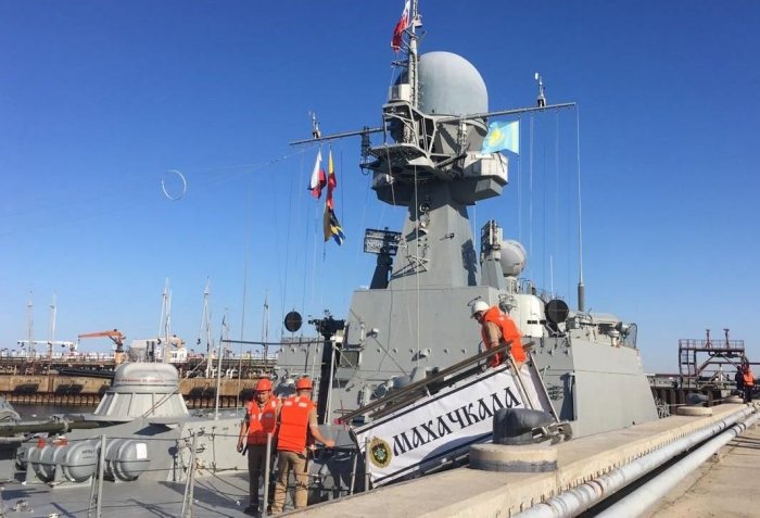 В порт Актау прибыли корабли Военно-морского флота России