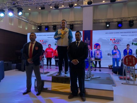 Пауэрлифтеры из Мангистау завоевали «золото» чемпионата Азии