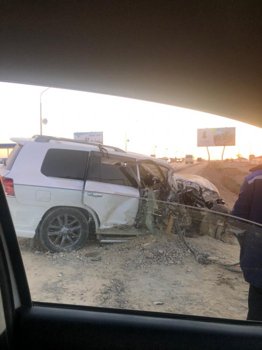 Три автомобиля столкнулись на выезде из Жанаозена