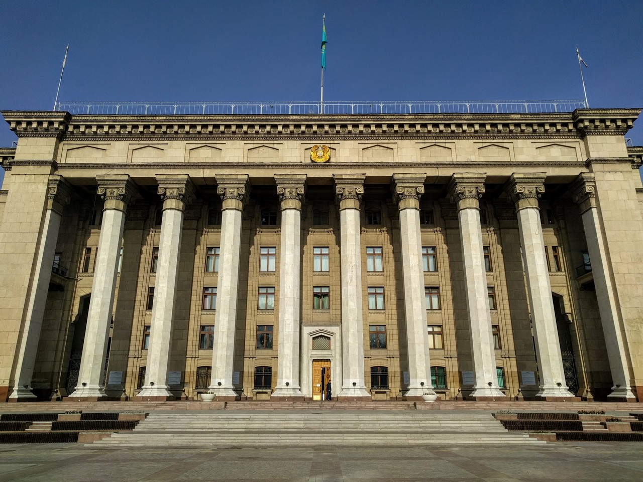 Кбту университет гранты