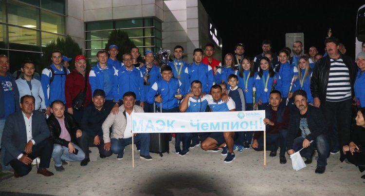 Спортшылар жүлдемен оралды. Серебряные призеры