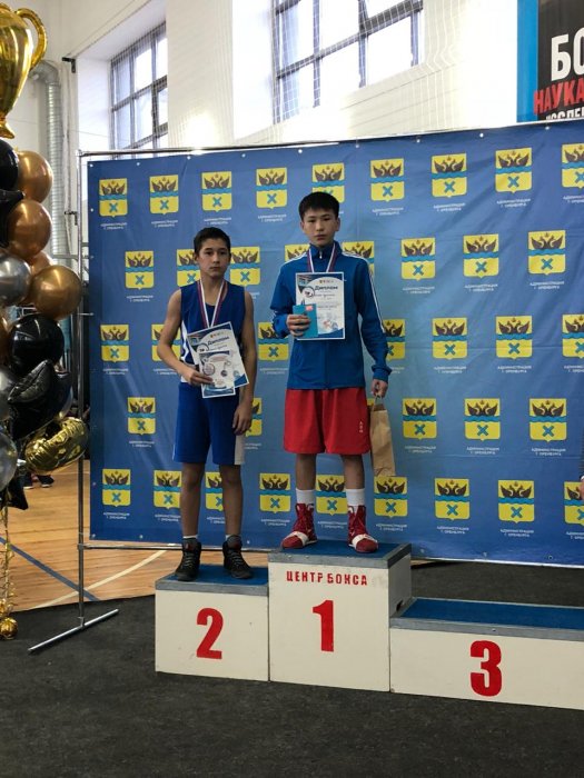 Спортсмены из Мангистау завоевали 10 медалей на межрегиональном турнире по боксу в Оренбурге