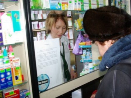 Аптеки массово закрываются в Казахстане