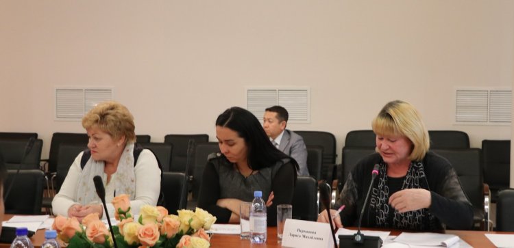 Тарифтер жөніндегі жұмыс тобының бірінші отырысы. Первое заседание рабочей группы по тарифам